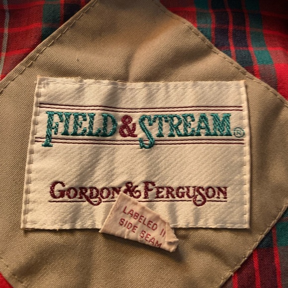 This item is a field & stream tan/plaid windbreaker in a size large for twenty $ - Picture 7 of 12